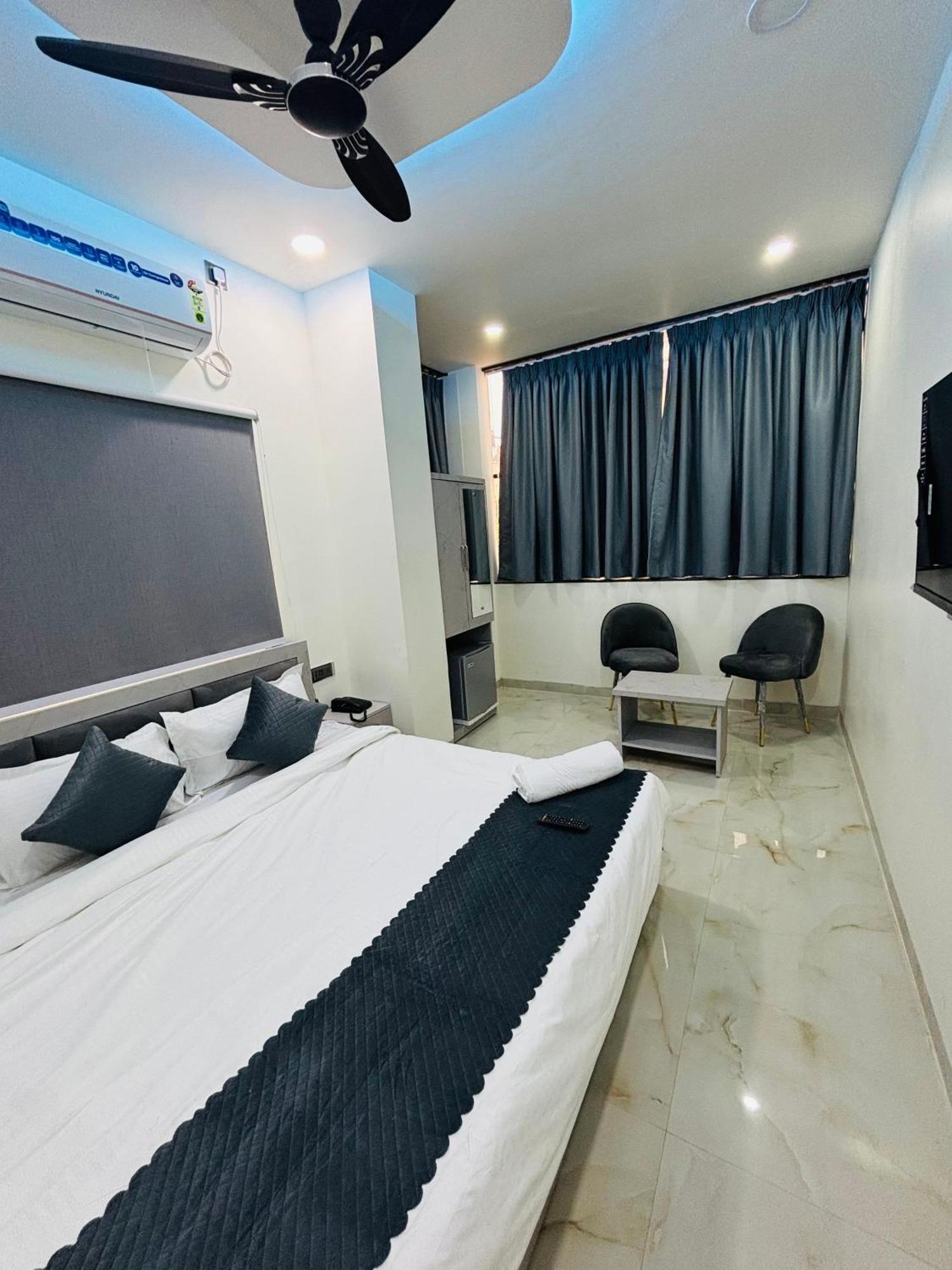 Hotel Sky City Nagpur Extérieur photo