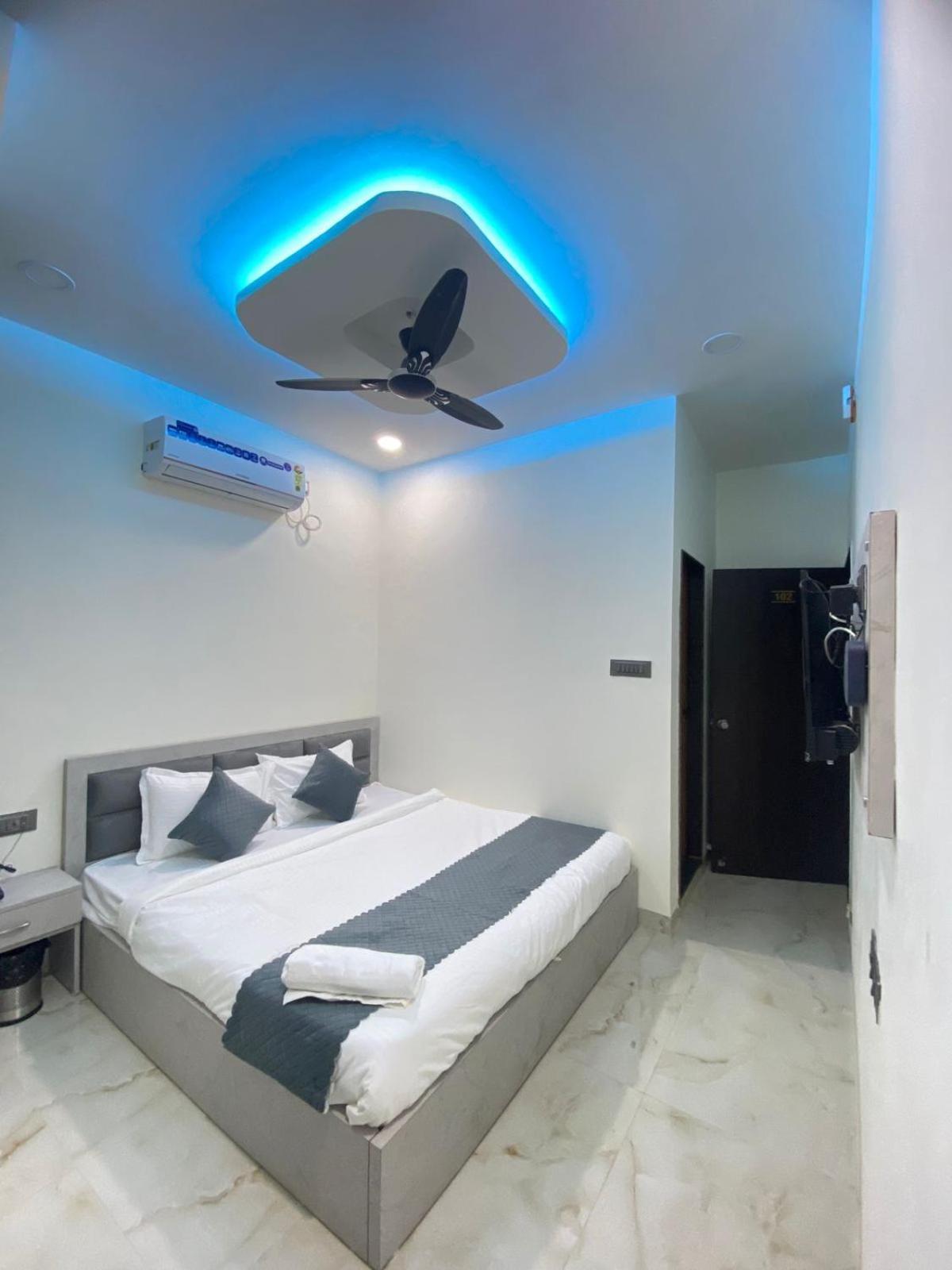 Hotel Sky City Nagpur Extérieur photo